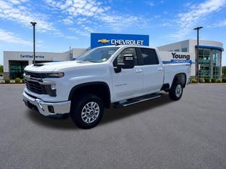 Used 2025 Chevrolet Silverado 2500 LT w/ Convenience Package AWD/4WD video 3