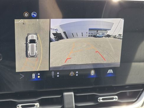 New 2026 Chevrolet Equinox LT AWD/4WD image 5