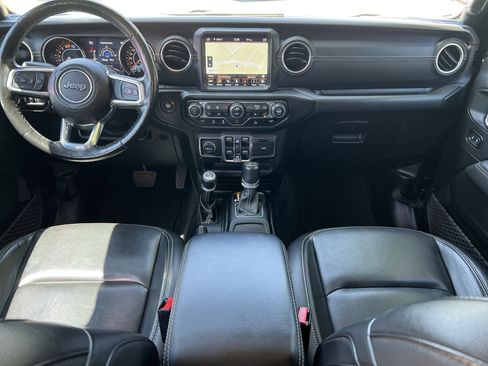 Used 2021 Jeep Wrangler Unlimited Sahara AWD/4WD image 22