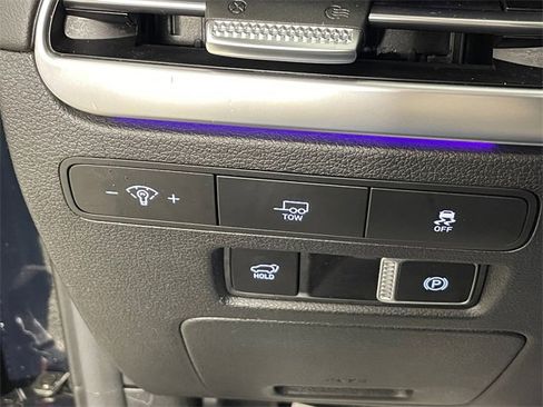 Used 2025 Hyundai Palisade Calligraphy image 16