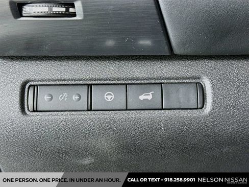 Certified 2026 Nissan Pathfinder SL FWD image 10