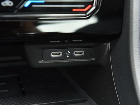 New 2026 Volkswagen Jetta SEL FWD image 16