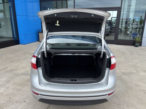 Used 2018 Ford Fiesta SE FWD image 13