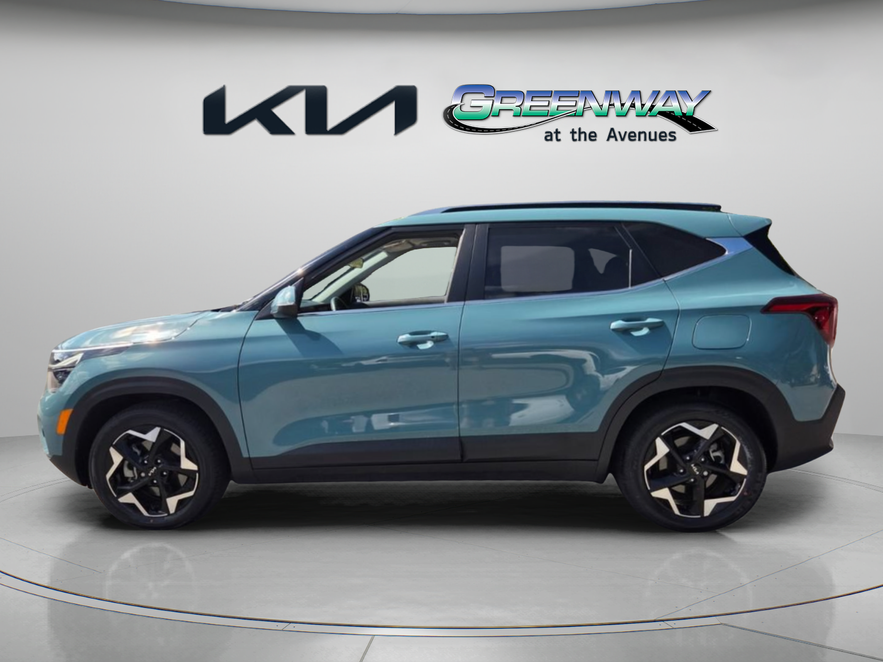 Certified 2024 Kia Seltos EX AWD/4WD image 4