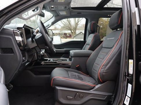 New 2026 Ford F250 Lariat w/ Black Appearance Package AWD/4WD image 28