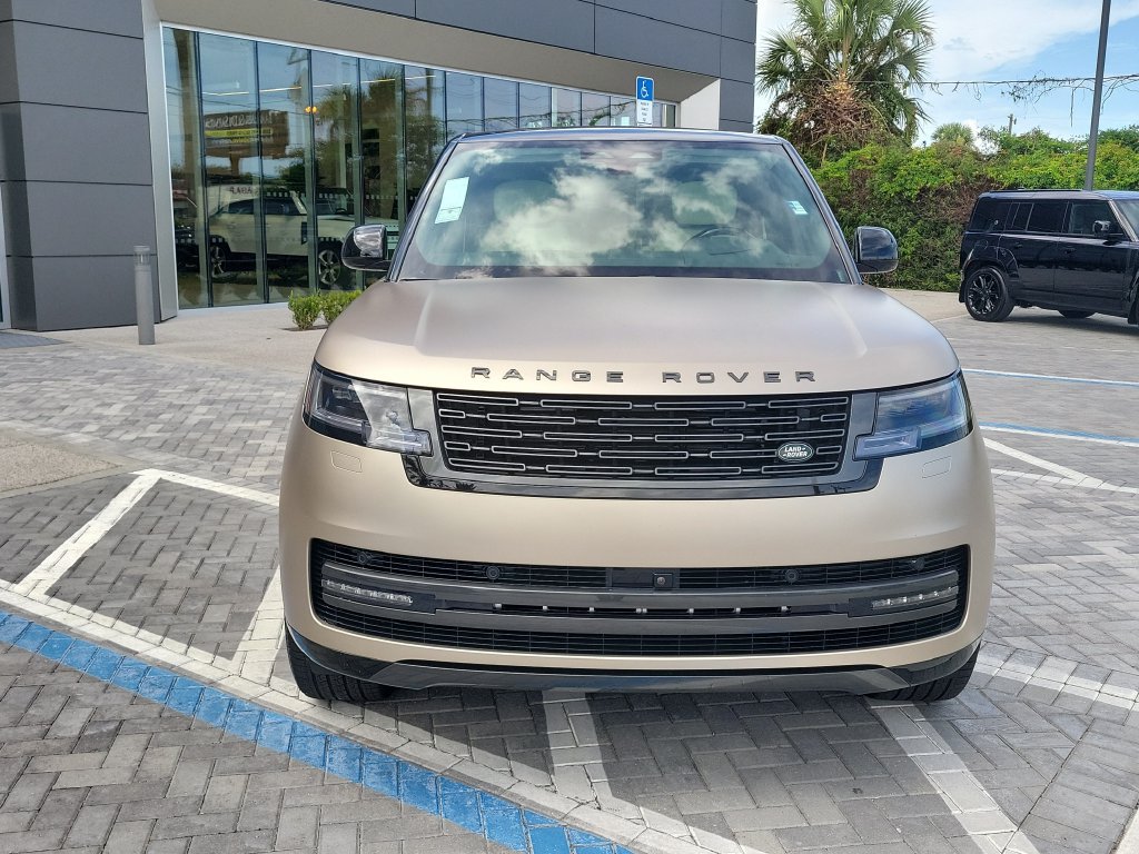 New 2026 Land Rover Range Rover Autobiography AWD/4WD image 8