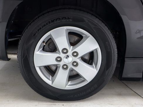 Used 2013 Dodge Grand Caravan SE FWD image 27