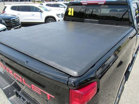 Used 2021 Chevrolet Silverado 1500 LTZ RWD image 34