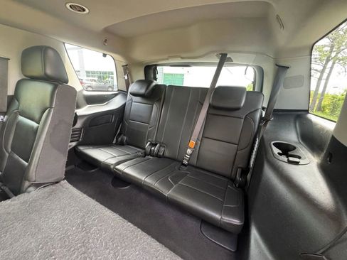 Used 2019 Chevrolet Tahoe LT AWD/4WD image 18