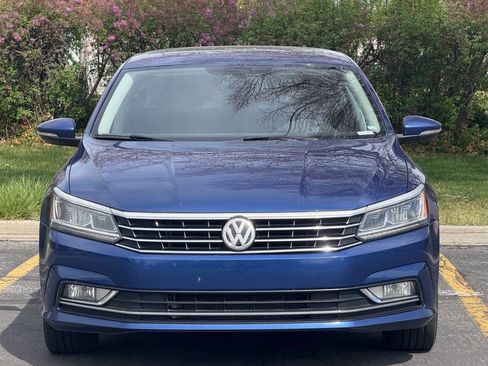 Used 2016 Volkswagen Passat 1.8T SE w/ Lighting Package image 2