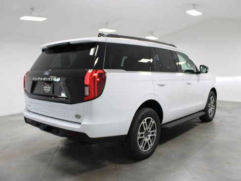 New 2026 Ford Expedition Active RWD image 10