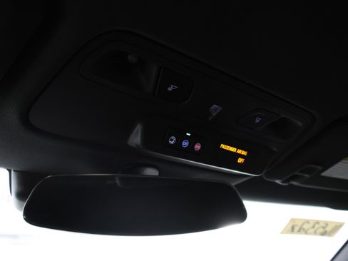 Used 2019 Chevrolet Camaro ZL1 RWD image 12