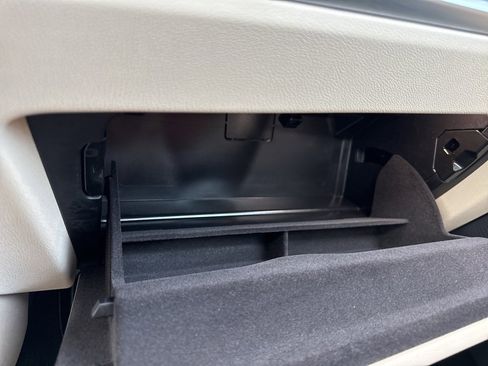 Used 2022 BMW 330i xDrive Sedan w/ Driving Assistance Package image 22