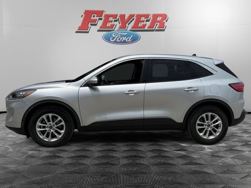 Certified 2020 Ford Escape SE FWD image 2