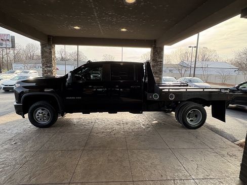 Used 2022 Chevrolet Silverado 3500 W/T w/ WT Convenience Package image 8