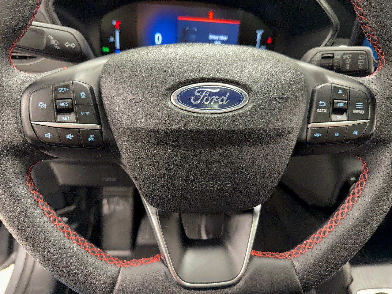 Certified 2023 Ford Escape ST-Line w/ Tech Pack #1 AWD/4WD image 10