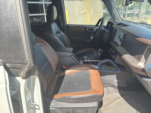 Used 2021 Ford Bronco Outer Banks AWD/4WD image 33