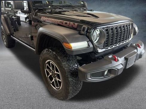 Used 2024 Jeep Wrangler Unlimited Rubicon image 56