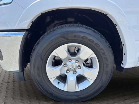 Used 2025 RAM 1500 Big Horn RWD image 15