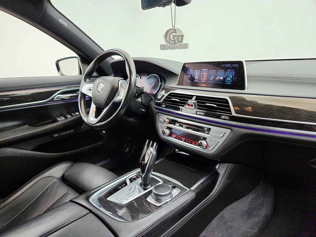 Used 2016 BMW 750i xDrive AWD/4WD image 26