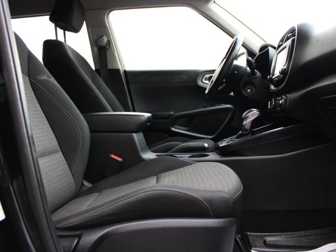 Used 2020 Kia Soul GT-Line image 41