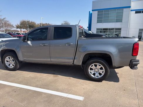 Used 2022 Chevrolet Colorado LT w/ LT Convenience Package image 8
