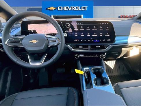 New 2026 Chevrolet Equinox EV LT FWD image 5