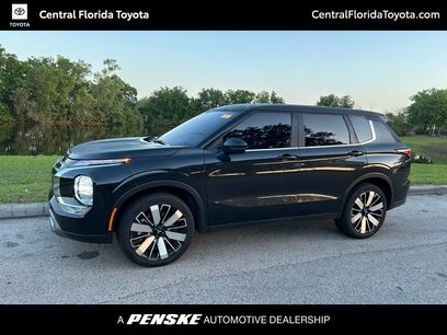 Used 2025 Mitsubishi Outlander SE