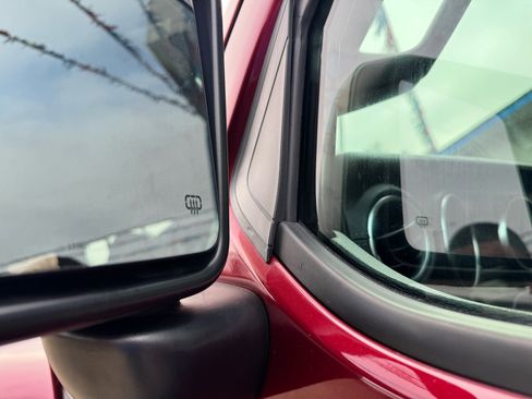 Used 2022 Jeep Wrangler Unlimited Sahara w/ Cold Weather Group image 13