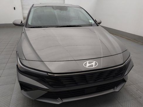 Used 2024 Hyundai Elantra SEL w/ Convenience Package FWD image 14