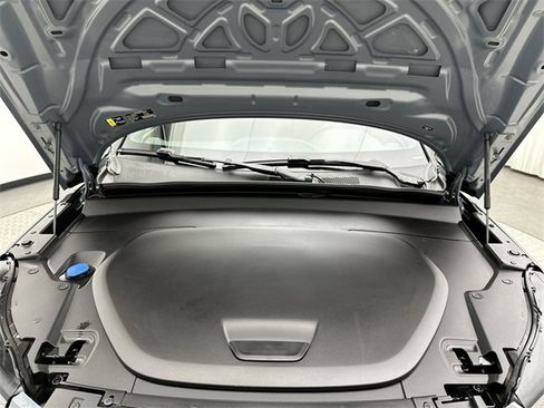Certified 2023 Volvo XC40 Recharge Ultimate w/ Protection Package Premier image 26