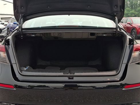Used 2025 Honda Civic Sport image 29