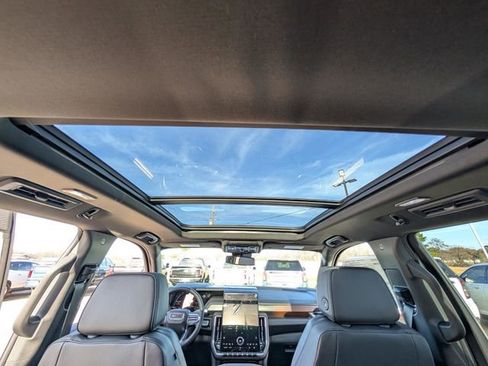 New 2026 GMC Yukon XL Denali w/ Sun & Power Step Package image 23