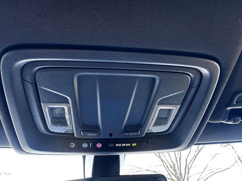 Used 2021 GMC Sierra 1500 AT4 image 25