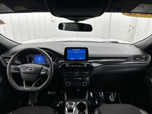 Used 2023 Ford Escape ST-Line AWD/4WD image 13