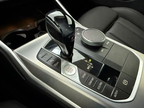 Used 2020 BMW 330i Sedan w/ Convenience Package image 20