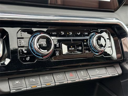 New 2026 GMC Sierra 1500 Denali Ultimate image 13