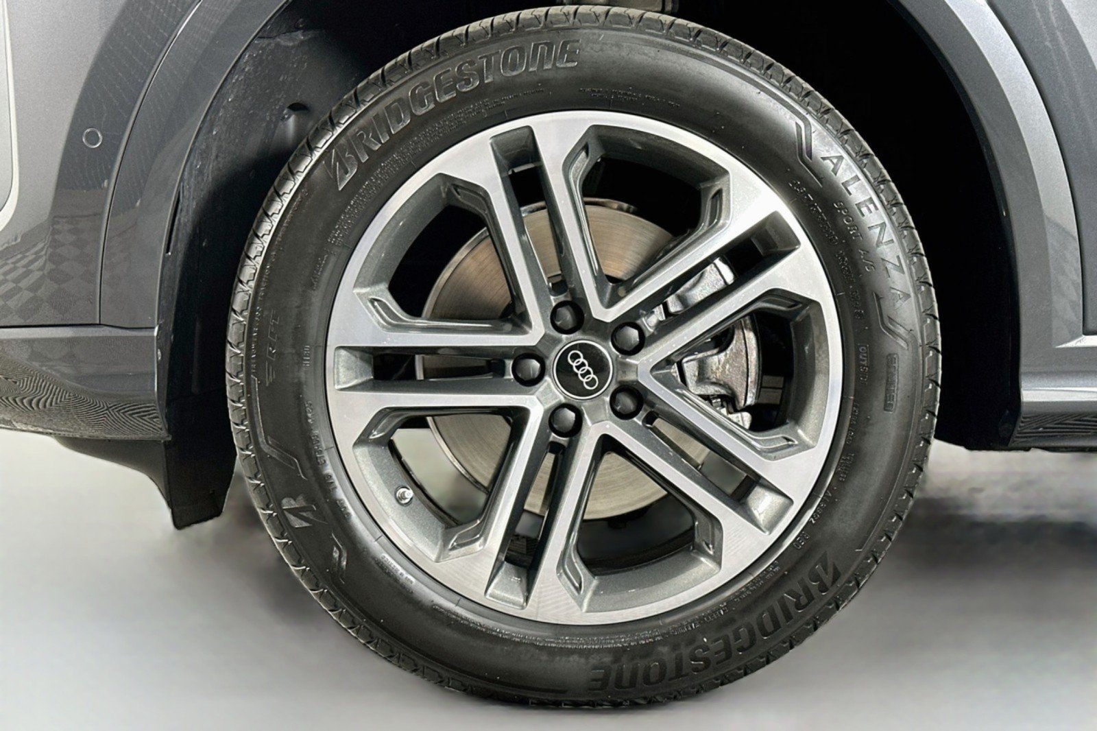Used 2026 Audi Q5 Premium Plus w/ Premium Plus AWD/4WD image 11