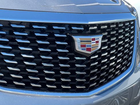 Used 2025 Cadillac XT5 Luxury w/ LPO, Floor Liner Package FWD image 45