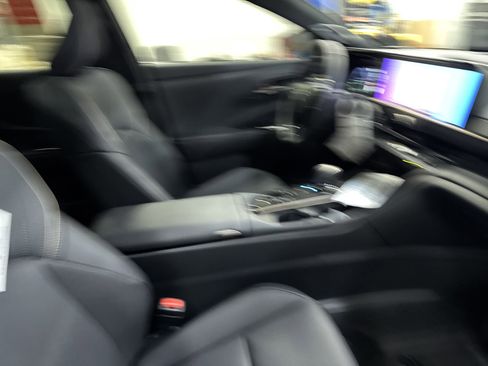 New 2026 Toyota Crown Signia AWD/4WD image 34