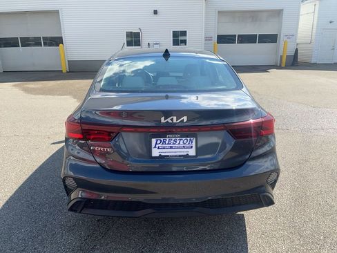 Certified 2023 Kia Forte LXS image 2