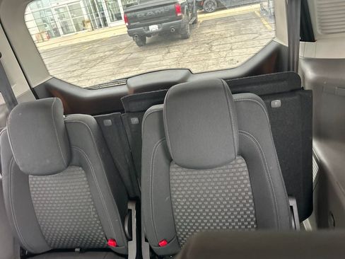 Used 2019 Ford Transit Connect XLT FWD image 10