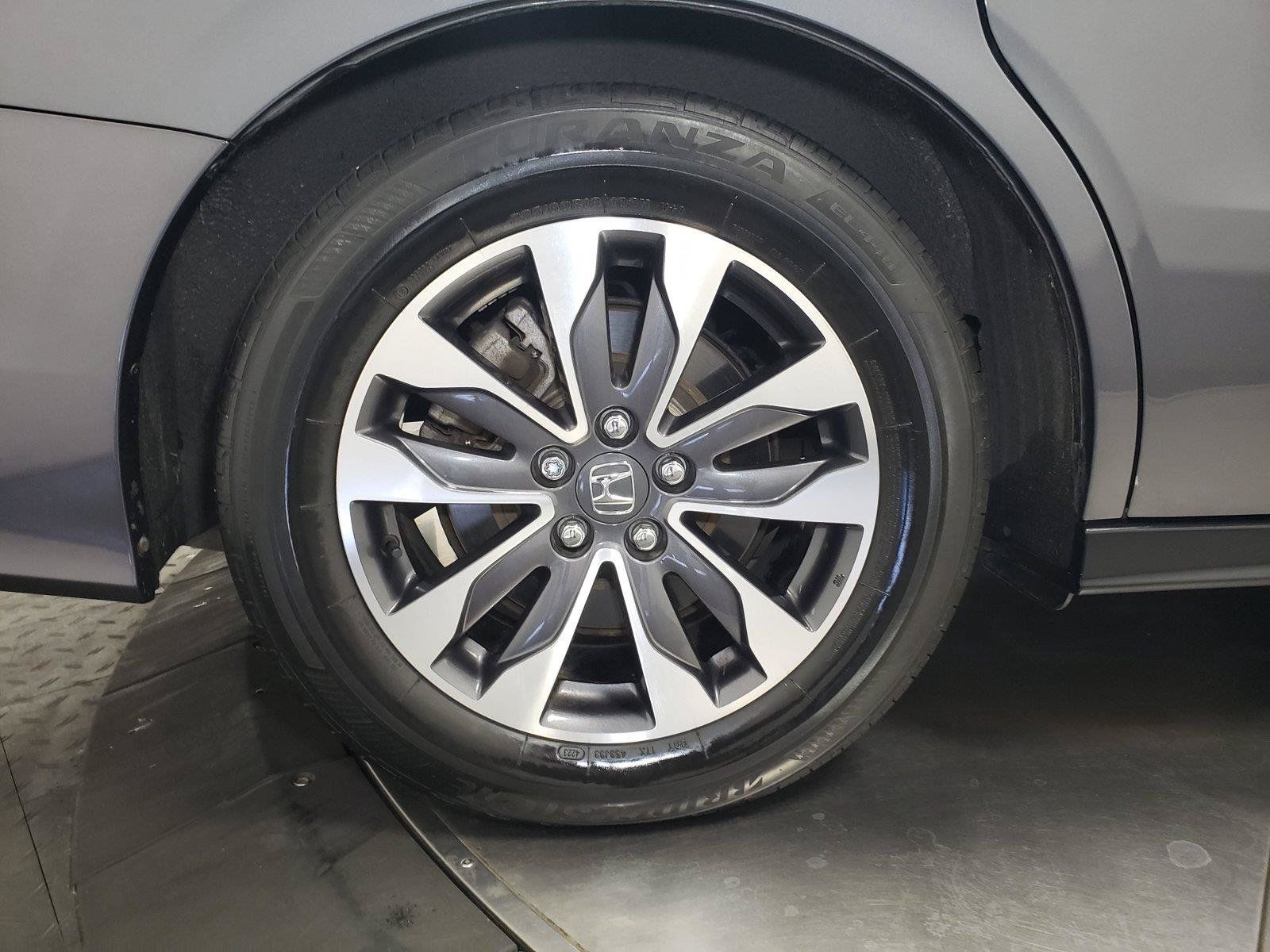 Used 2024 Honda Odyssey EX-L image 16