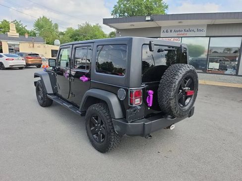 Used 2017 Jeep Wrangler Unlimited Sport AWD/4WD image 5