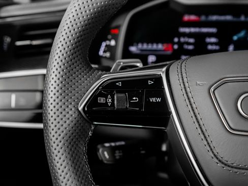 Used 2025 Audi RS 6 performance image 40