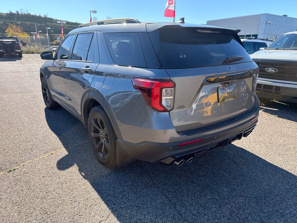 Used 2021 Ford Explorer ST w/ ST Street Pack AWD/4WD image 8