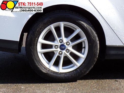 Used 2017 Ford Focus SE image 10