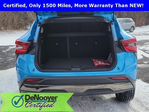 Used 2025 Chevrolet Trax ACTIV w/ Driver Confidence Package image 23