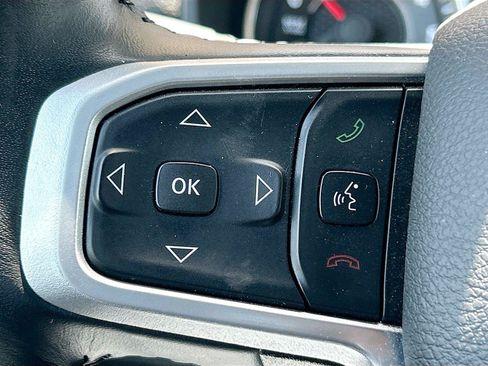 Used 2022 RAM 1500 Big Horn AWD/4WD image 33