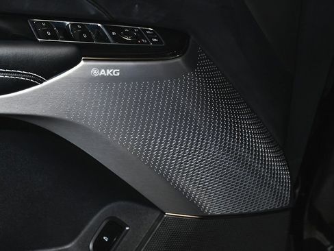 Used 2026 Cadillac Lyriq V image 11